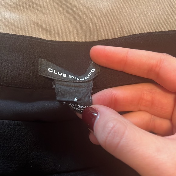 Club Monaco scalloped black skirt - Picture 3 of 3